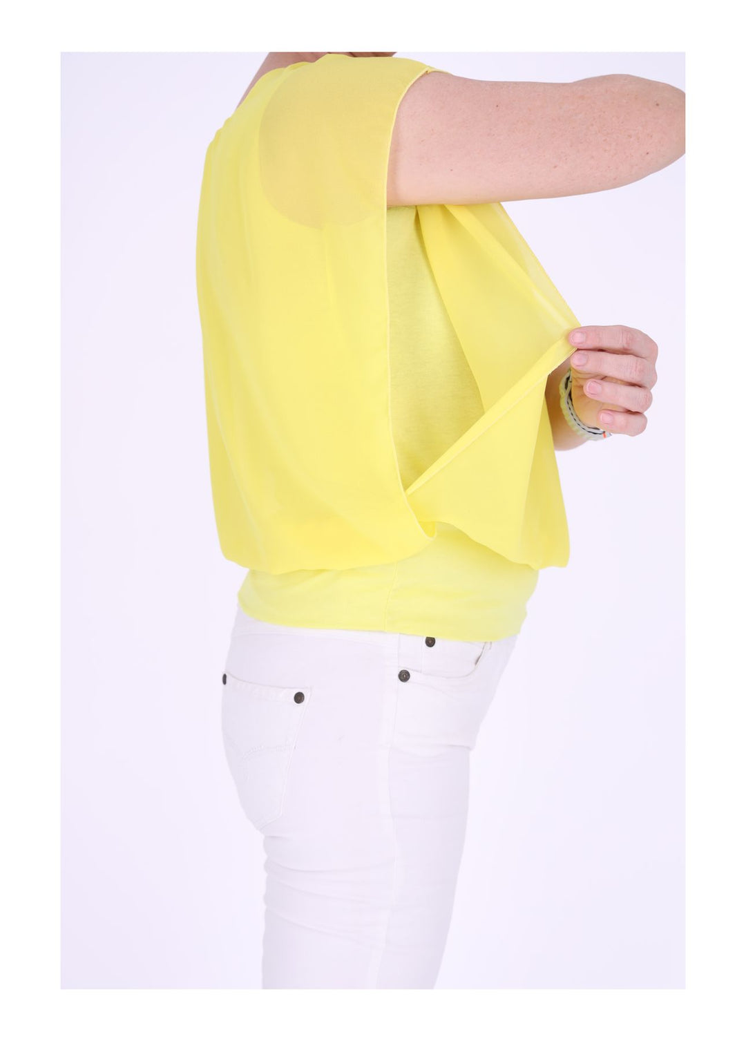 Damen Tüllshirt im Layer-Look mit gerafftem Kragen – Gelb