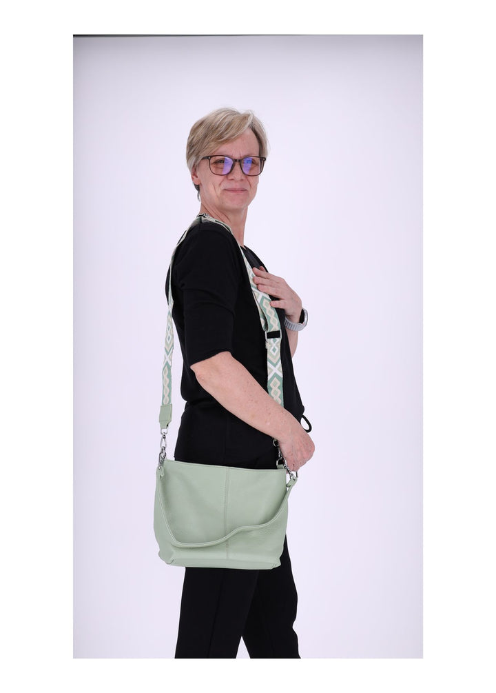 Umhängetasche mit zwei Trageriemen