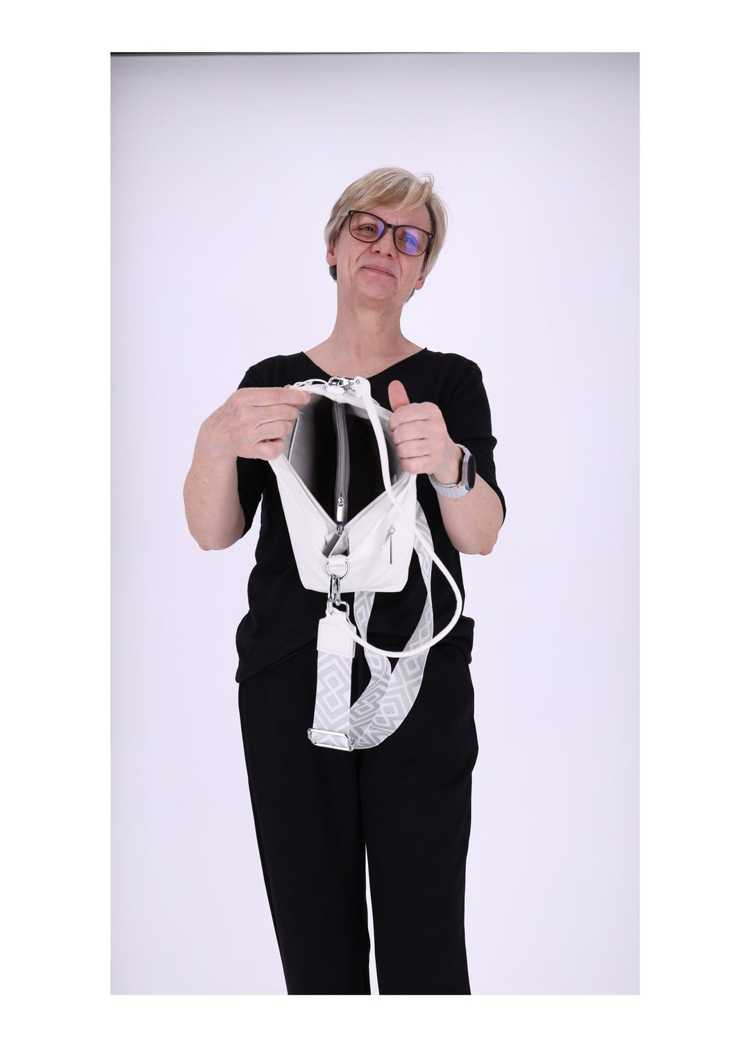 Umhängetasche mit zwei Trageriemen