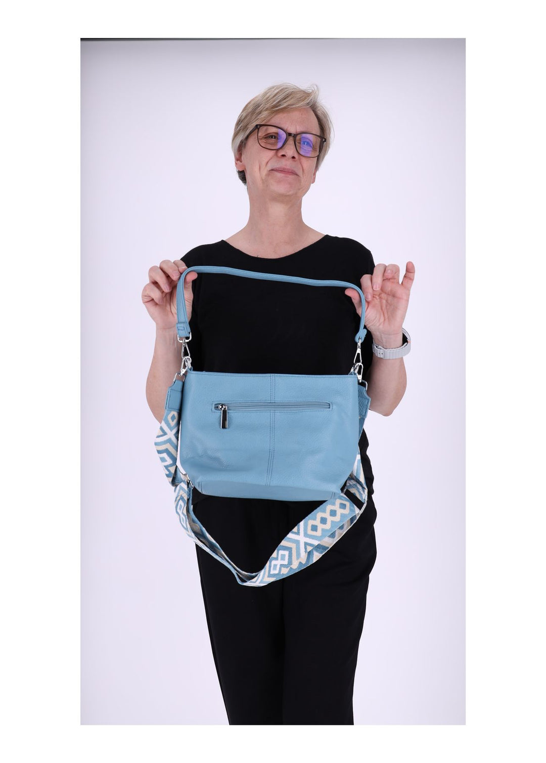 Umhängetasche mit zwei Trageriemen