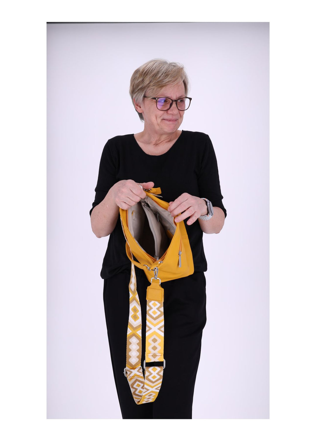 Umhängetasche mit zwei Trageriemen