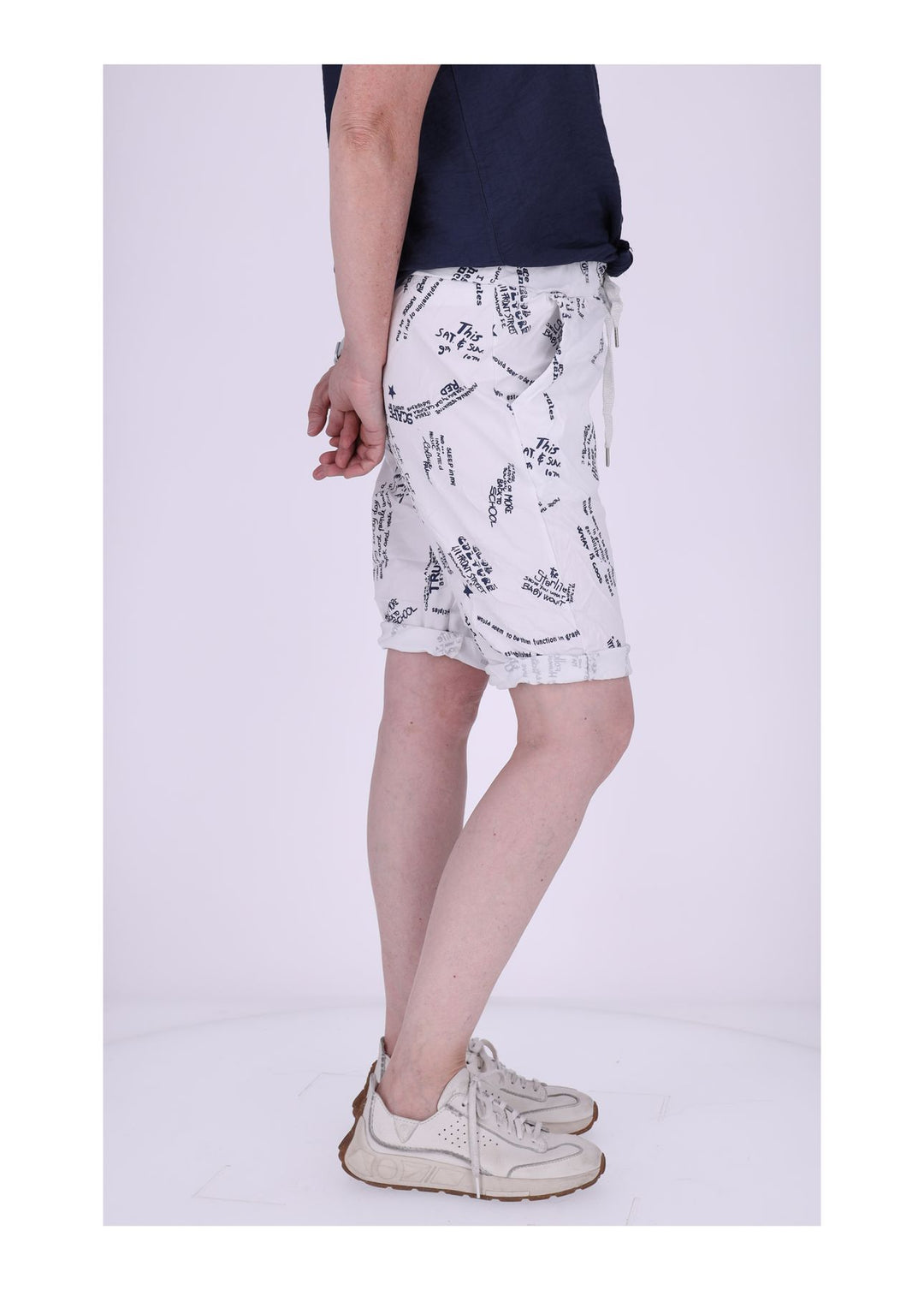 Splash of Color Bermuda-Shorts Damen