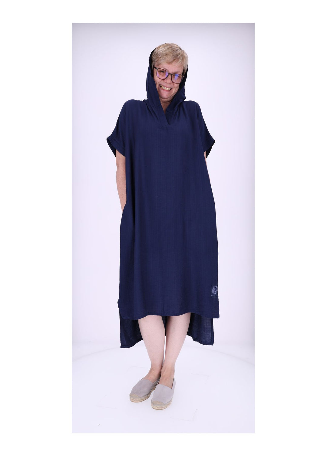 Kleid Lang Viskose Kapuze