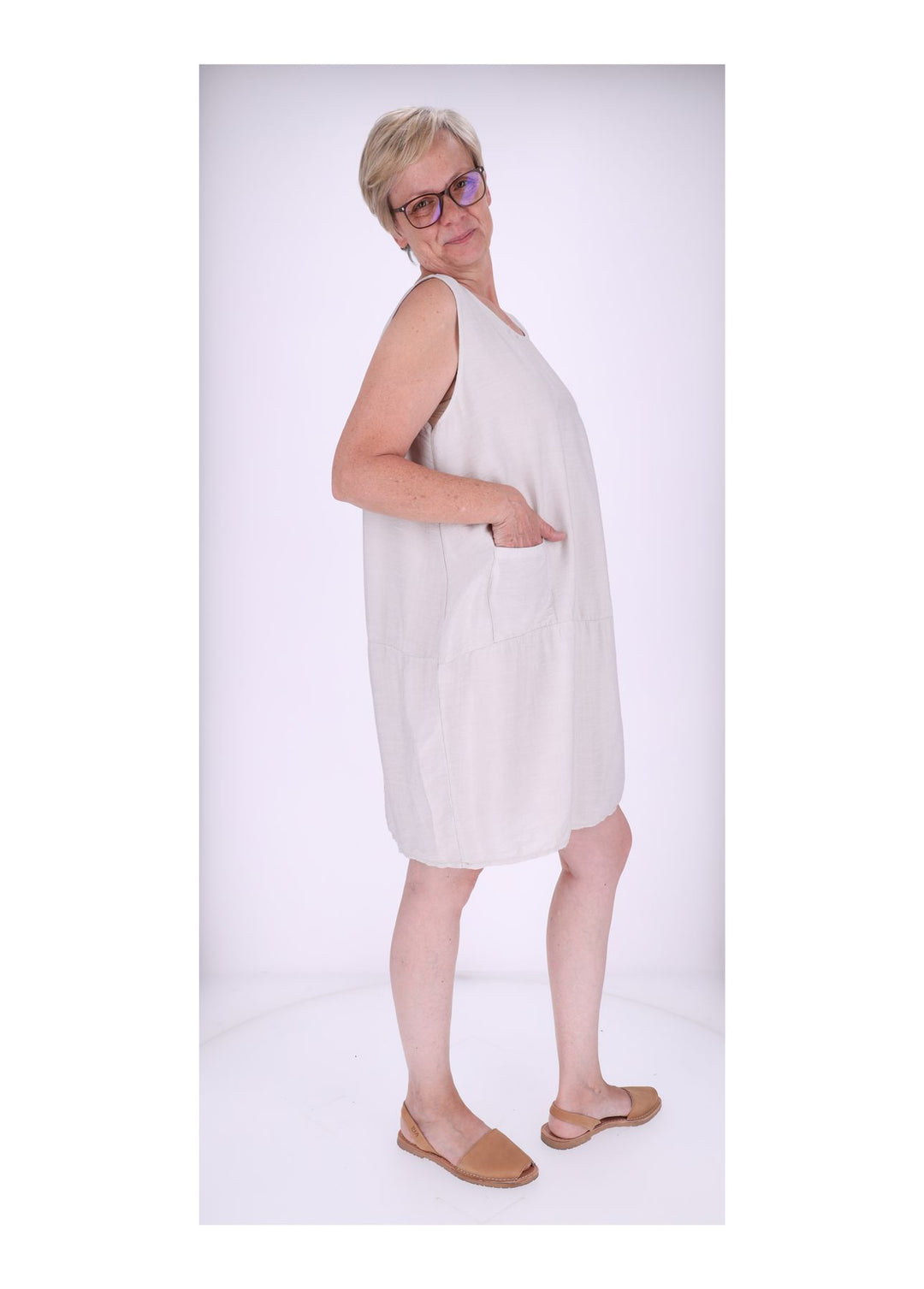 Kleid breite Träger Taschen