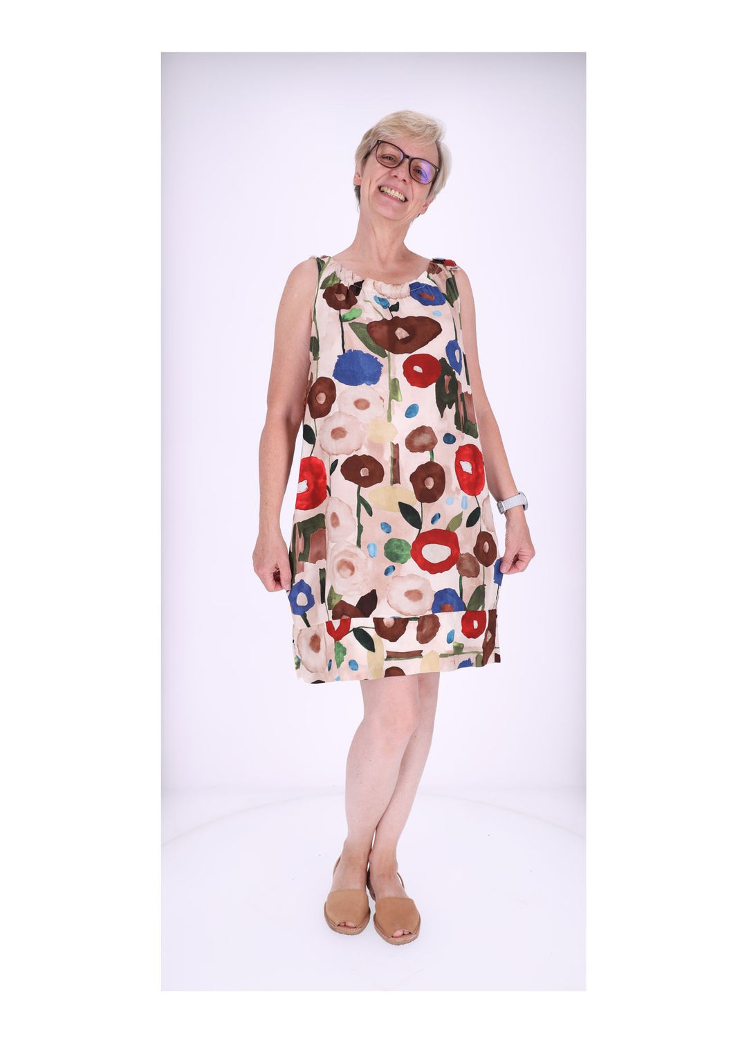 Kleid breite Träger AOP Blüten