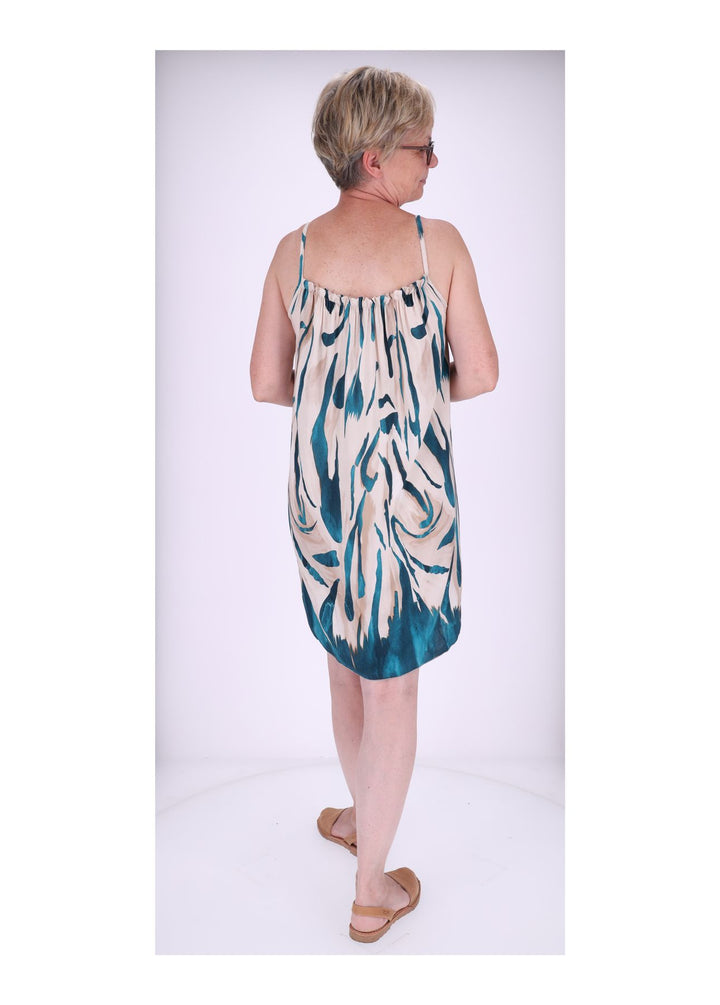 Kleid schmale Träger AOP grafisch