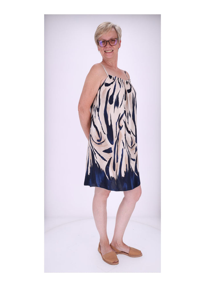 Kleid schmale Träger AOP grafisch