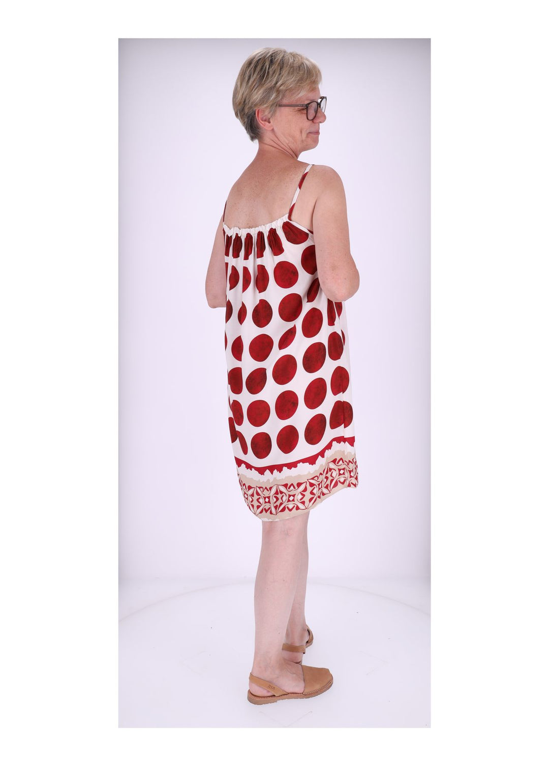 Kleid schmale Träger AOP Kreise