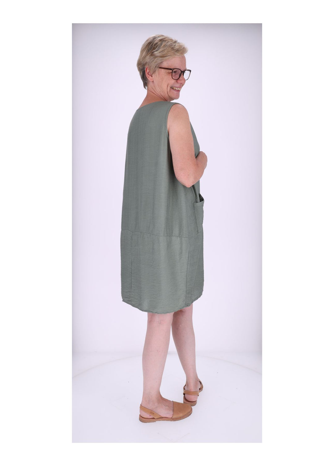 Kleid breite Träger Taschen