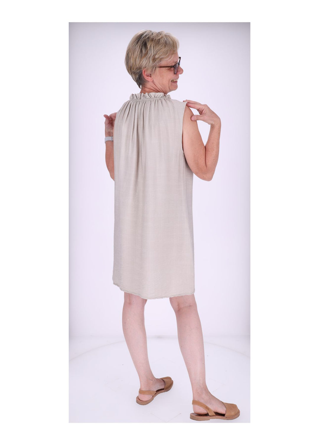 Trägerkleid Raffung am Kragen