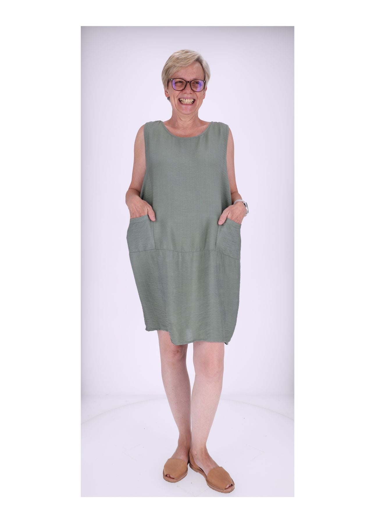 Kleid breite Träger Taschen