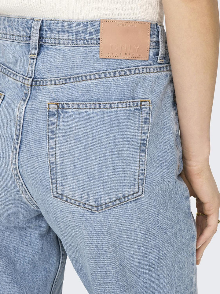Straight High Waist Jeans