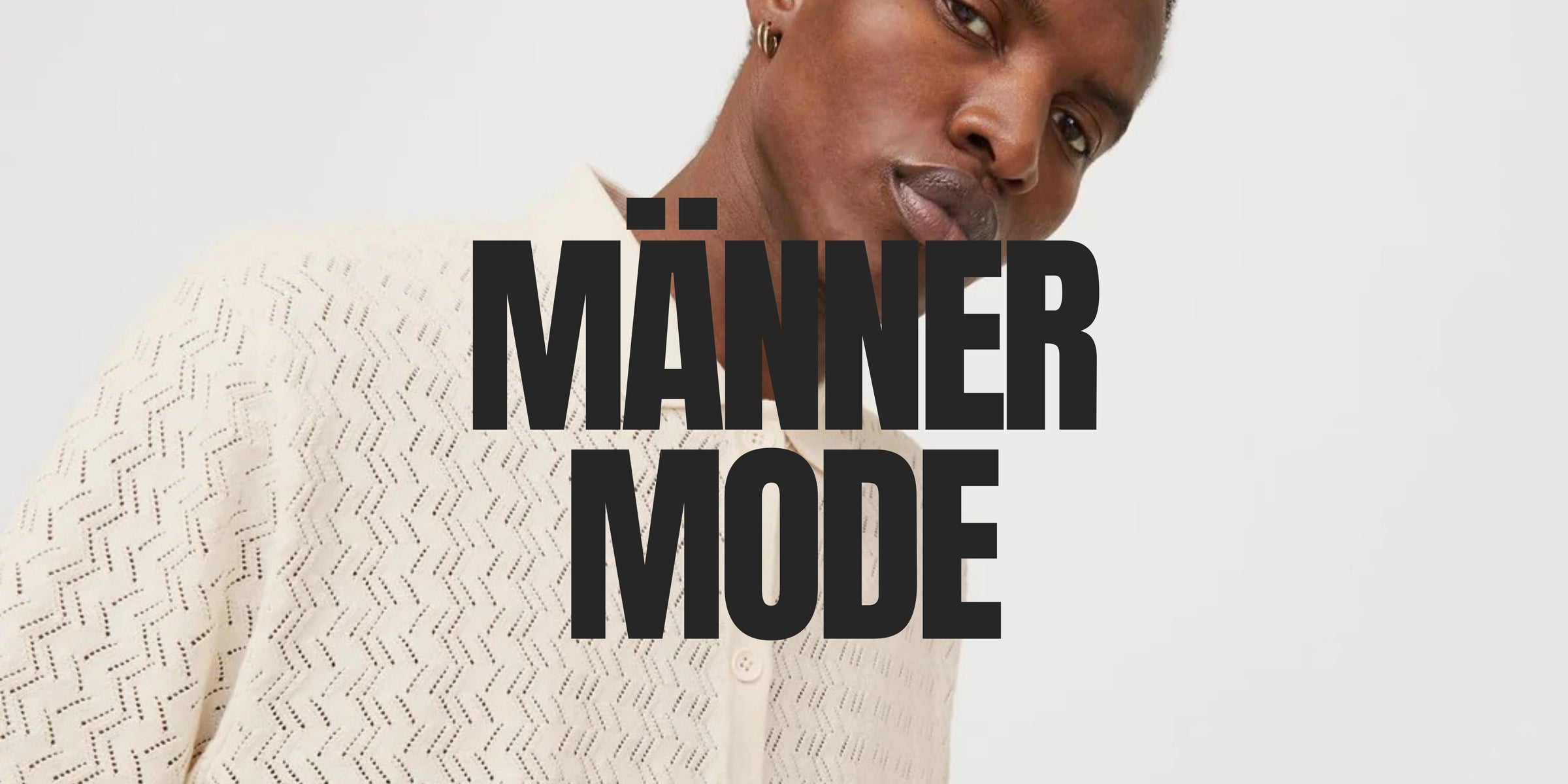 Mann in Hemd mit Schrift Männer Mode