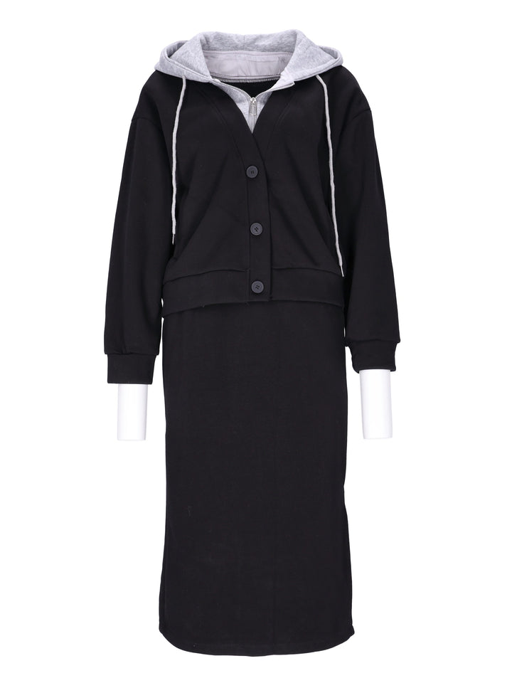 Set-Rock und Sweatjacke